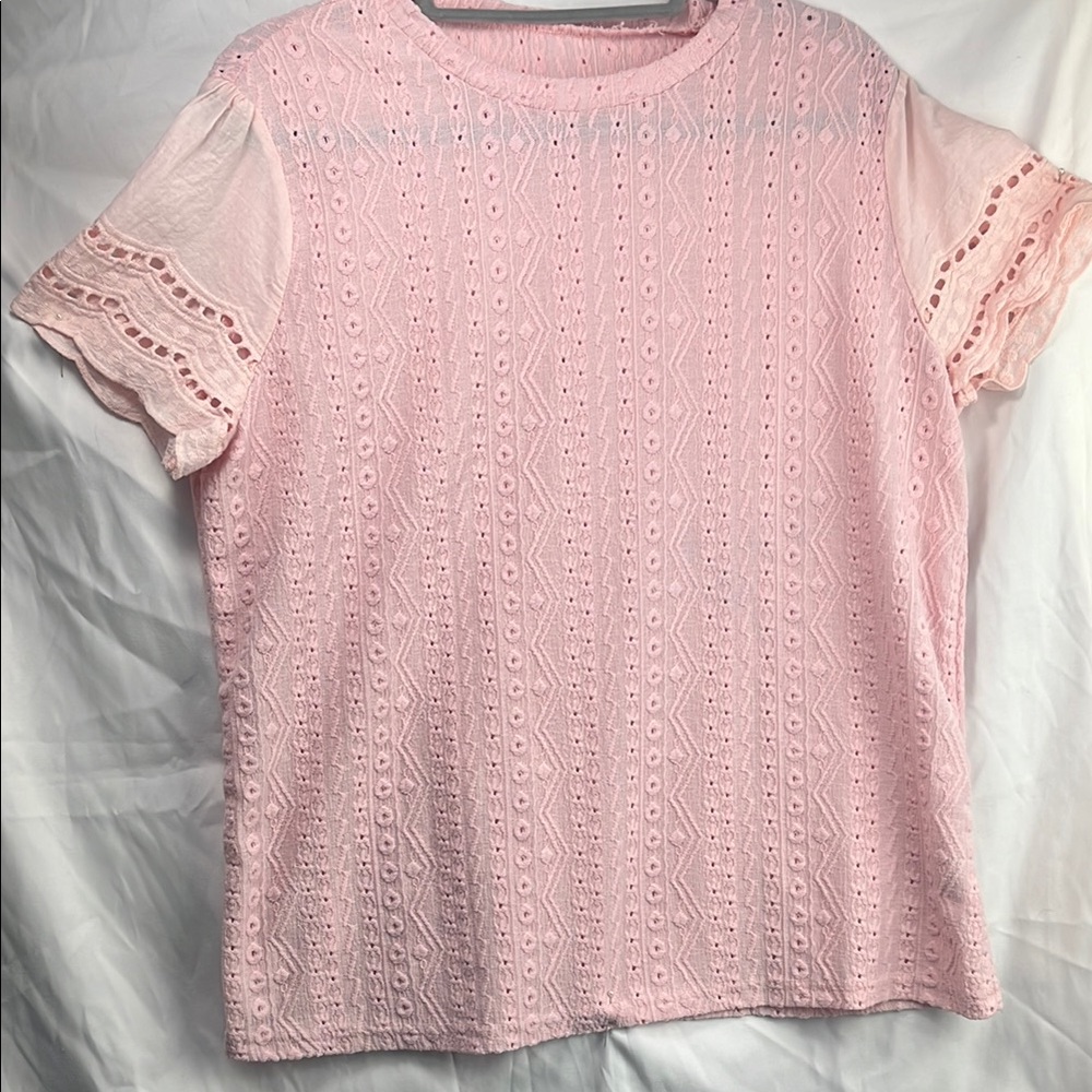 Emery Rose Eyelet Embroidery Scallop Trim Tee